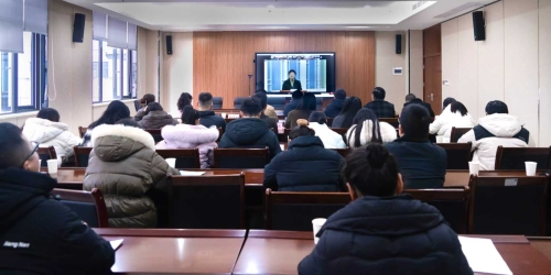 学院党委书记王荣秀在全省就业创业工作会议上作交流发言