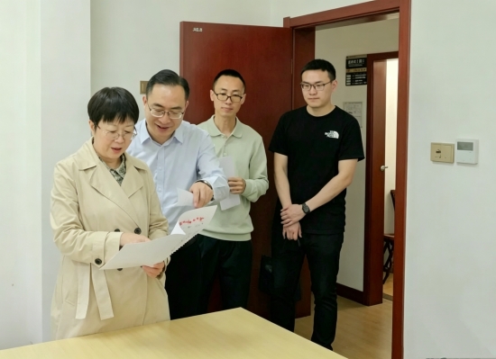 学校党委书记王荣秀深入基层督导整改落实